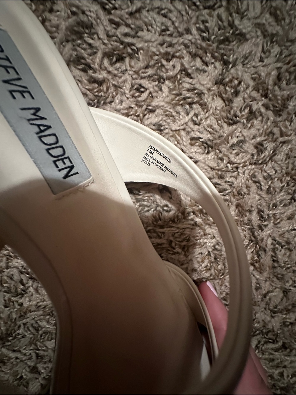 Steve Madden White Strappy Square-Toe Block Heel Sandals - Picture 4 of 5